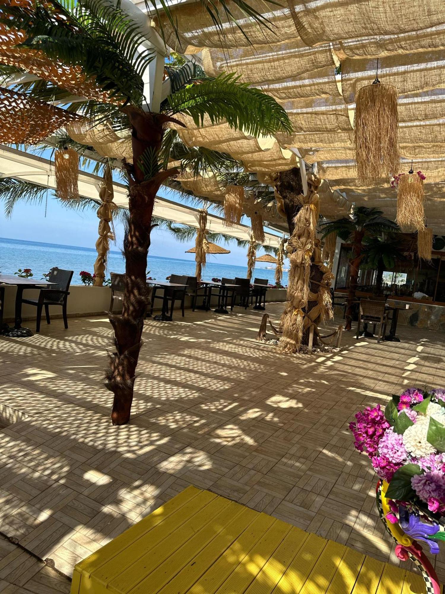 Kervan Tatil Koeyue Edremit  Exterior photo
